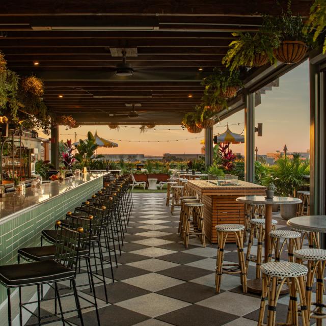 Best Bars in Savannah - Tiny Guide