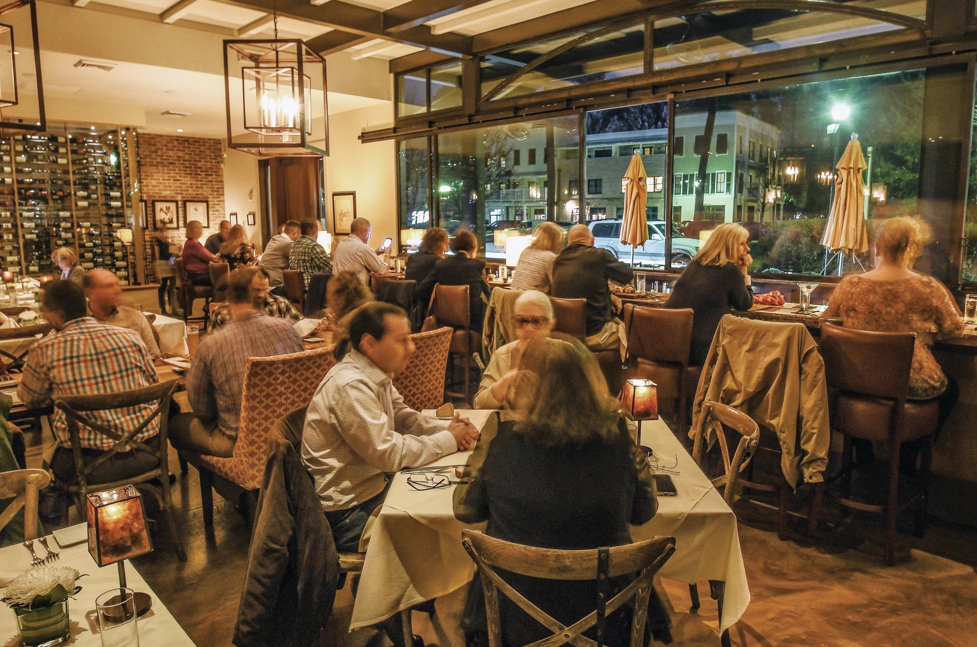 Best Restaurants in Hilton Head - Tiny Guide