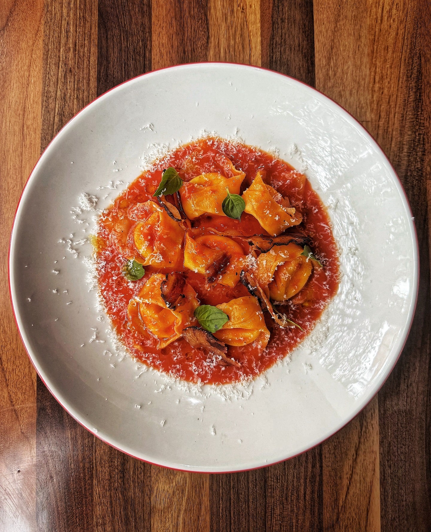 Lucia Pasta Bar - Tiny Guide